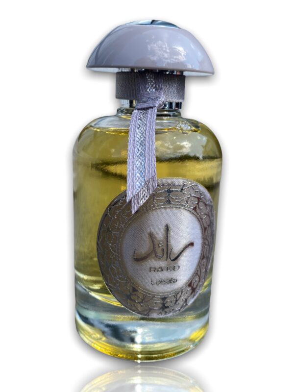 Eau de Parfum Ra'ed Silver - Lattafa Notes de Tête : Safran, Bergamote Cœur : Patchouli, Cachemire Fonds : Ambre sec, Cuir, Bois de cèdre