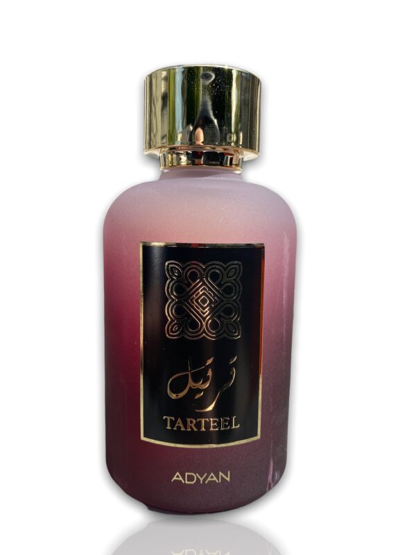 Eau de Parfum Tarteel Adyan est un parfum Ambre Épicé pour homme et femme. Les notes de tête Safran, Bergamote et Citron;