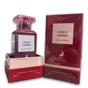 La succulente Eau de Parfum Lovely Chérie présente des notes gourmandes chaudes et sucrées avec des fragrances de cerise.