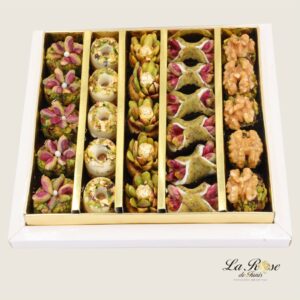 Coffret Gold Un magnifique assortiment de douceurs fines, une variété de saveurs pour le plus grand plaisir de tous les gourmands.