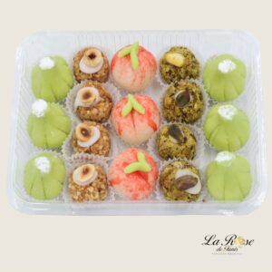 Les Fruits de l’Orient Un magnifique assortiment de douceurs fines, une variété de saveurs pour le plus grand plaisir de tous les gourmands.